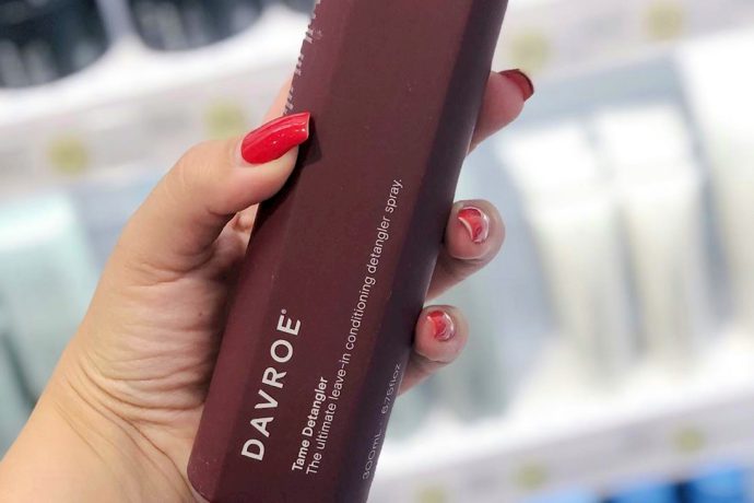 Get Rid of Hair Tangles with DAVROE Tame Detangler