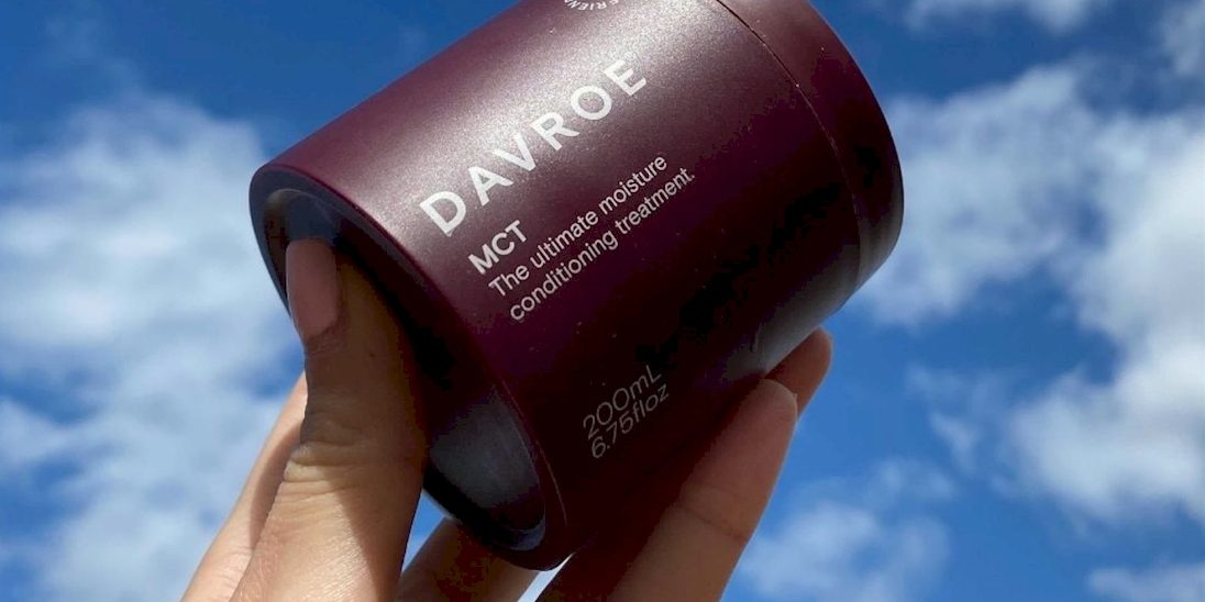 Moisture-for-your-hair-with-DAVROE-MCT