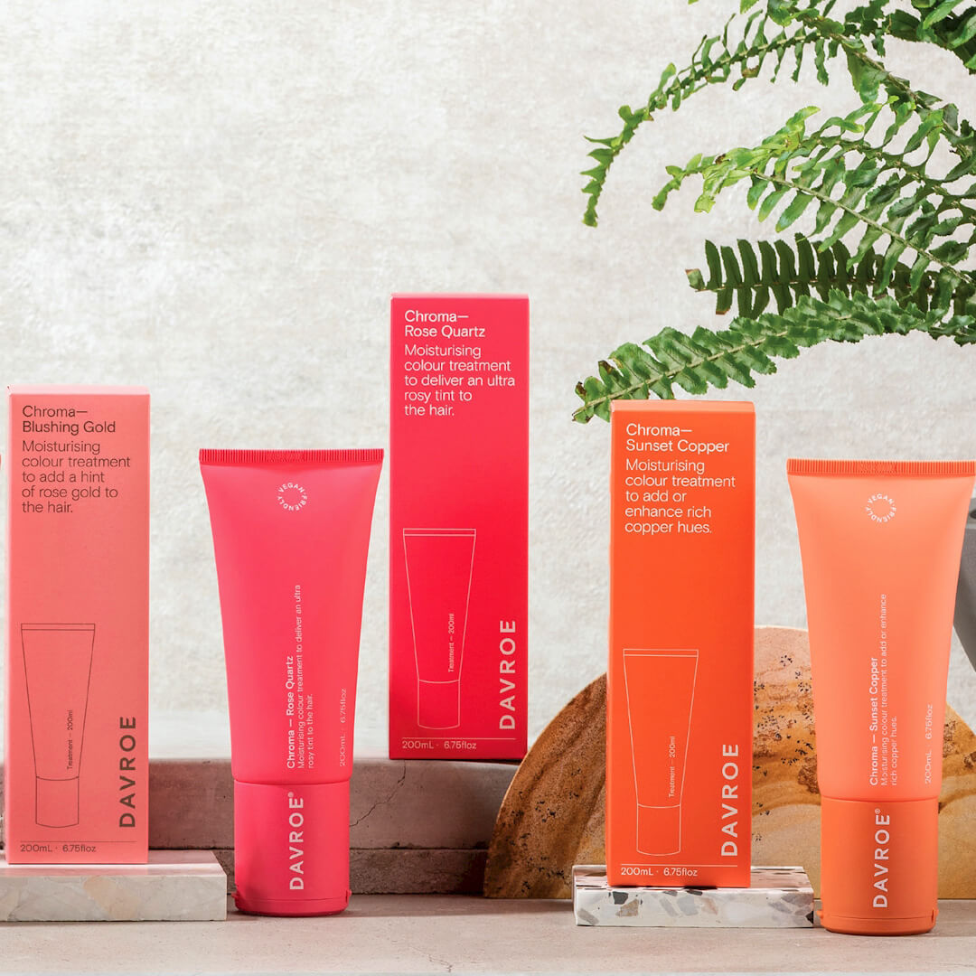 DAVROE Chroma Colour Treatments are moisture rich colour treatments, formulated to gently deposit pigment on the hair, whilst leaving it in optimum condition.