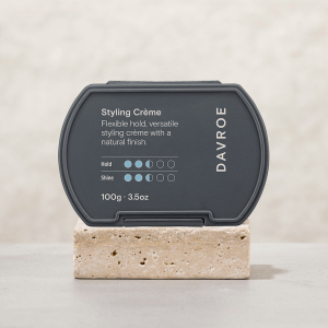 DAVROE Styling Crème is designed to control all hair types for effortless styling. Containing Willow Bark extract, it gives a strong but flexible hold with a natural finish.
